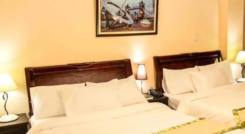 Time Travellers Hotel Маніла Екстер'єр фото